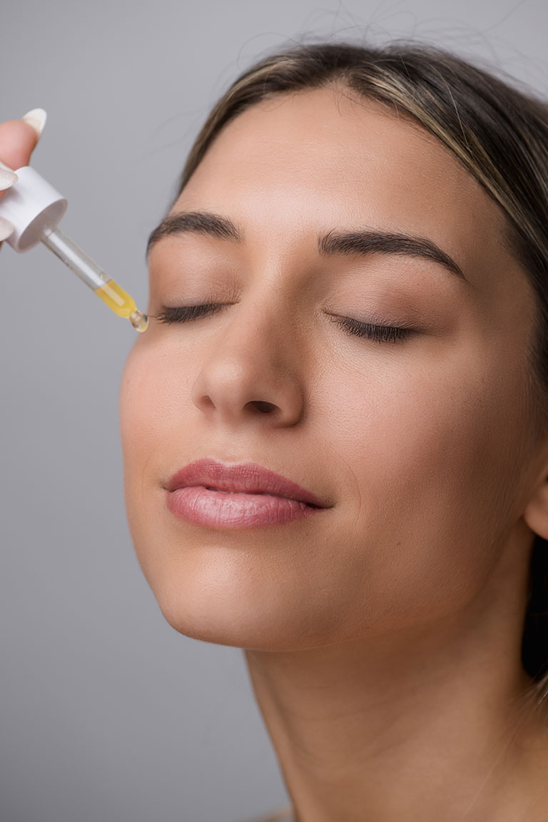 Contorno de ojos hidratante. Sérum de noche. Pieles secas sensibles. 15 ml. Contorno de ojos hidratante. Sérum de noche. Pieles secas sensibles. 15 ml. - Imagen 2